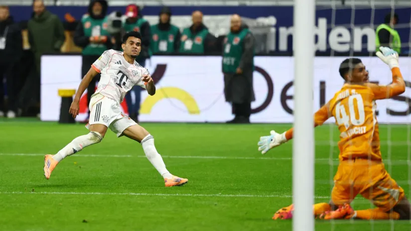 Gol Luisa Dijaza (Bajern) na meču sa Ajntrahtom iz Frankfurta